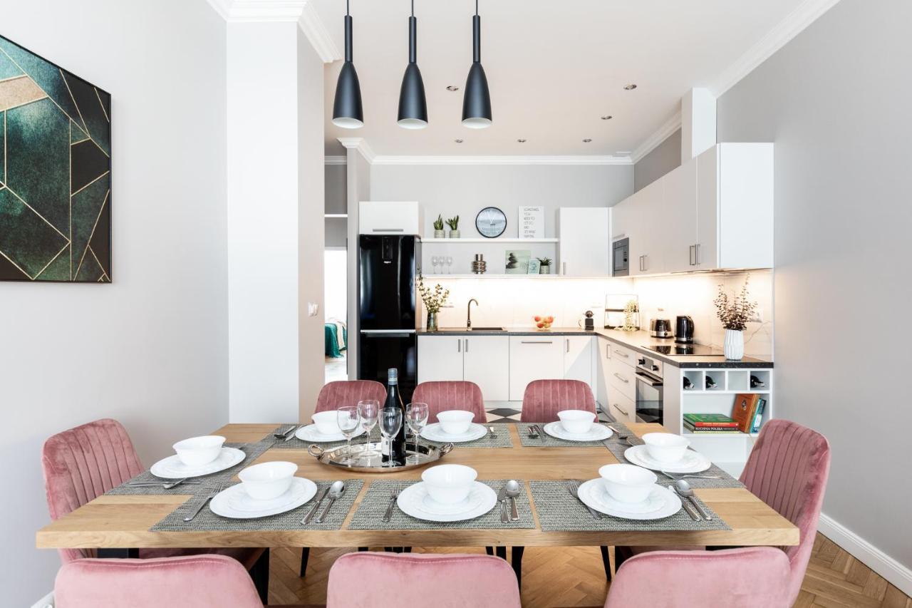 Luxe Living Krakow Apartment Bagian luar foto