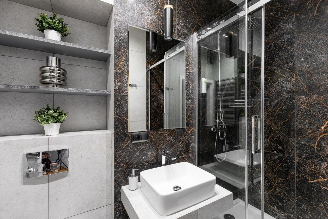 Luxe Living Krakow Apartment Bagian luar foto