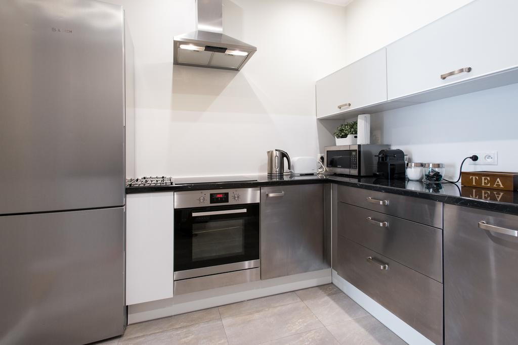 Luxe Living Krakow Apartment Bagian luar foto