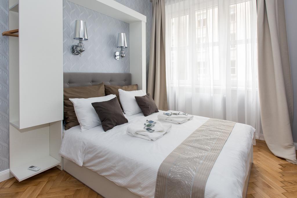 Luxe Living Krakow Apartment Bagian luar foto