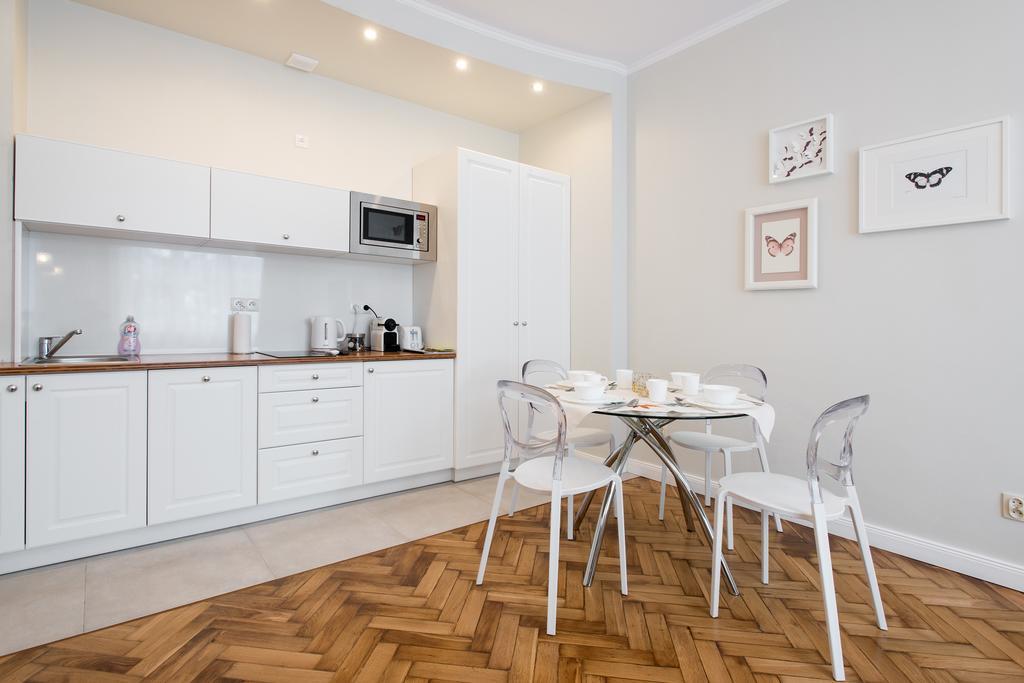 Luxe Living Krakow Apartment Bagian luar foto