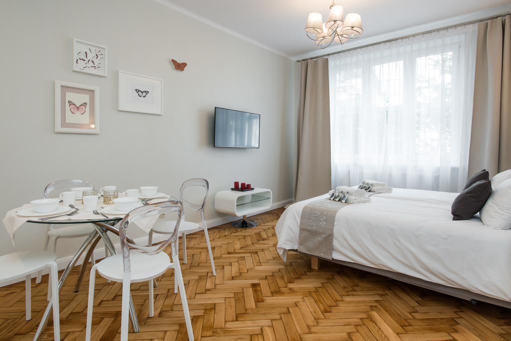 Luxe Living Krakow Apartment Bagian luar foto