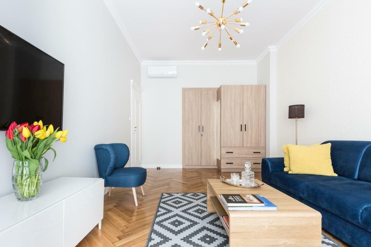 Luxe Living Krakow Apartment Bagian luar foto