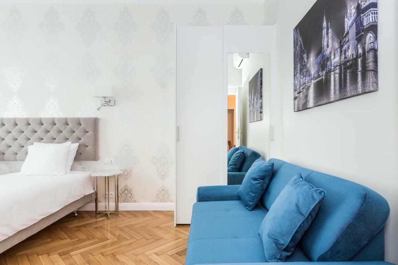 Luxe Living Krakow Apartment Bagian luar foto